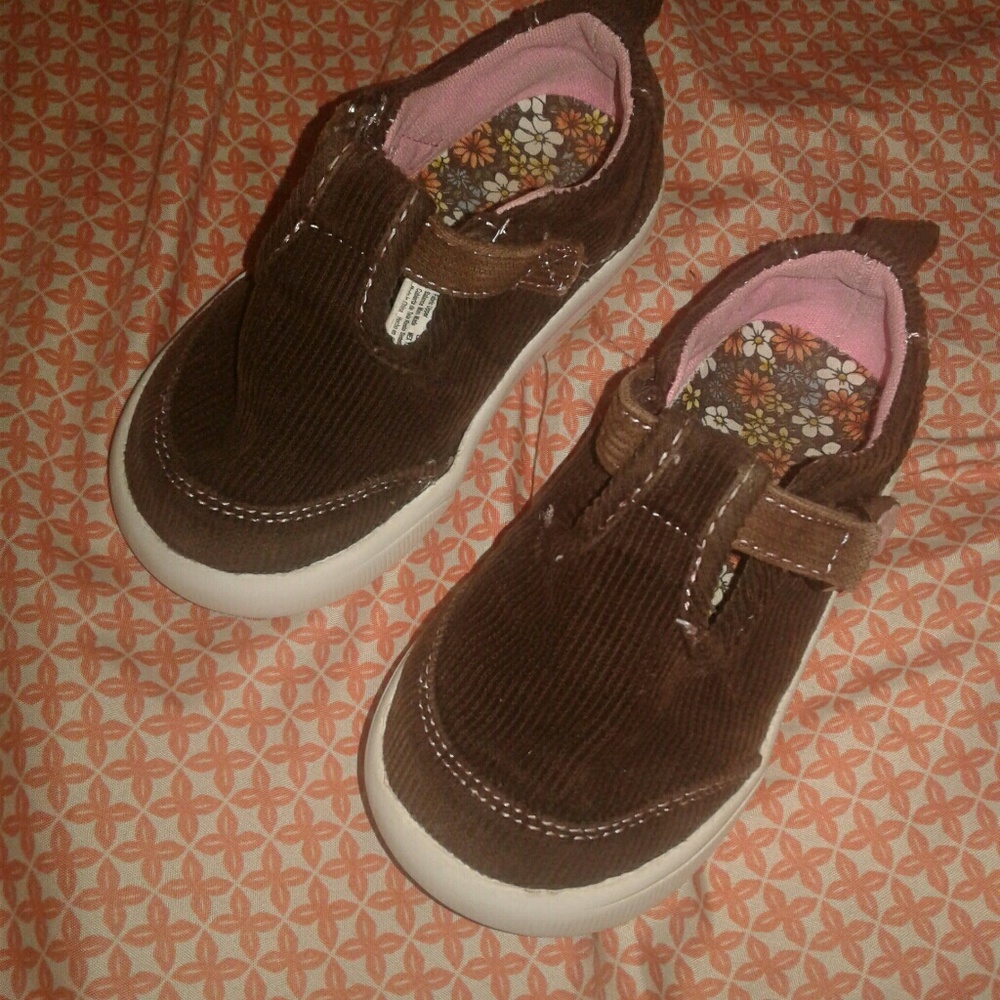 Nice toddler shoes